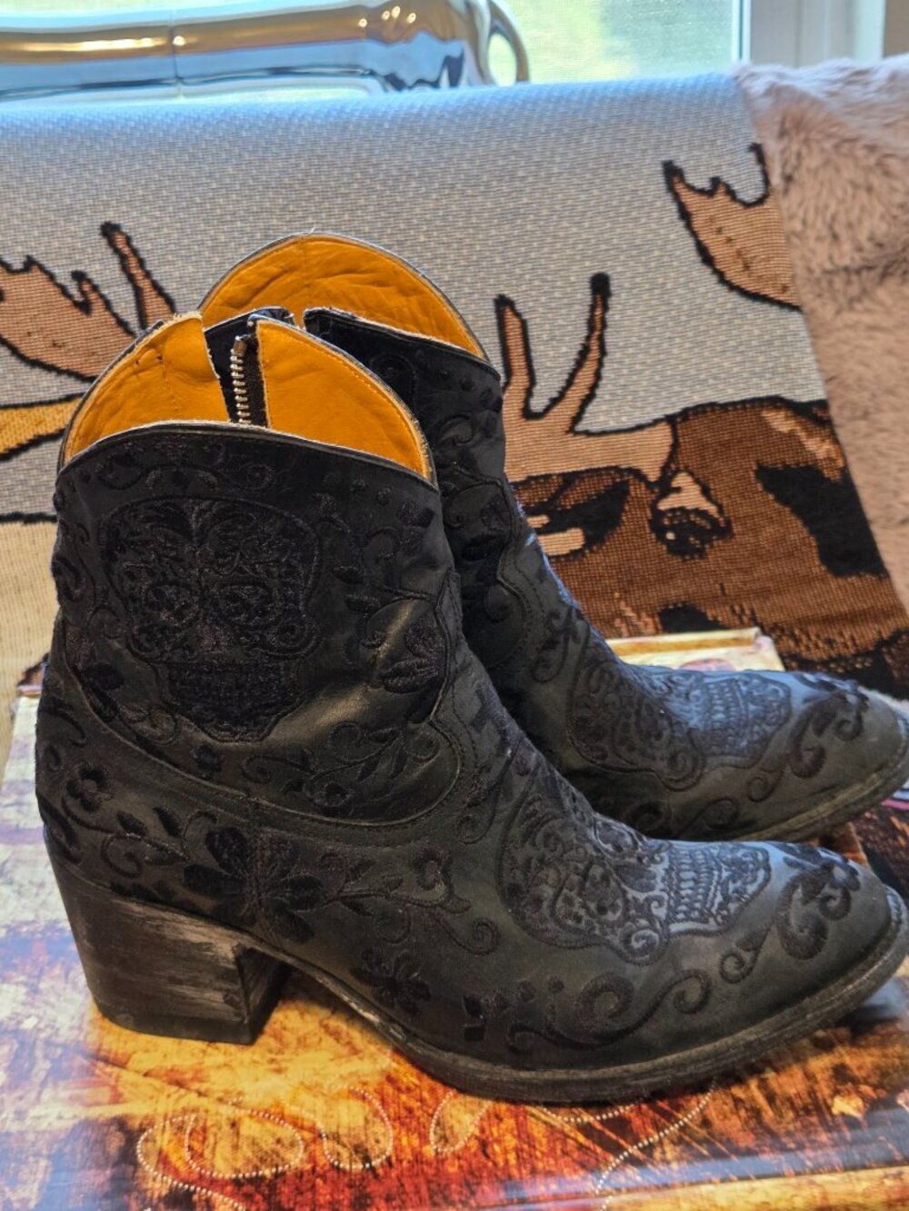 Black Candy Skull Old Gringo Booties - Picture 2 of 5